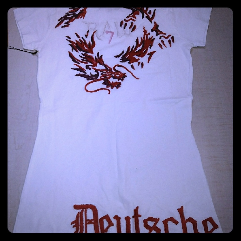 Raw7 Woman's T-Shirt